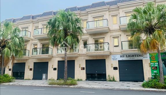 Tôi bán lỗ căn nhà shop 3,5 tầng tại KĐT Lakeside Đà Nẵng, tặng nội thất và HĐ thuê 5 năm - Ảnh 1