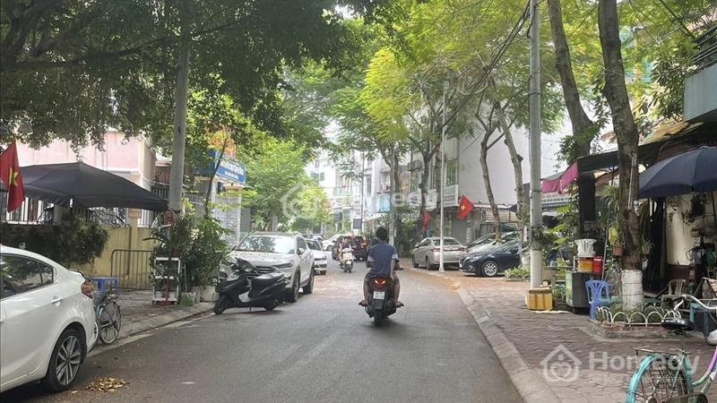 Bán nhà Đội Cấn Ba Đình thang máy kinh doanh, 0912322443 - Ảnh 1