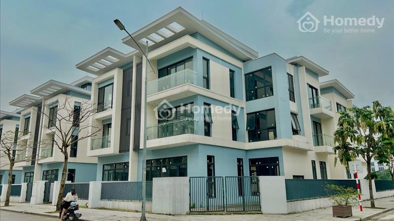 Bán căn góc An Quý Villa mặt đường 32m. Hướng Đông Nam. 2 mặt tiền thoáng. - Ảnh 1