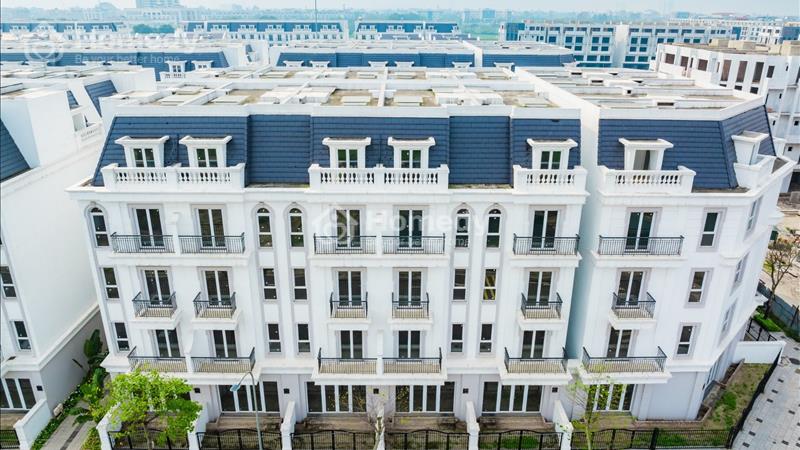 Bán shophouse Eurowindow 5 tầng mặt đường 17m gần Vin Ocean Park Gia Lâm 16.6 tỷ - Ảnh 1