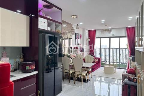 Chung cư D-Vela quận 7 bán gấp giá rất tốt 1 tỷ 240tr DT: 70m2 2PN 2WC giấy tờ đầy đủ LH: Bảo Trân