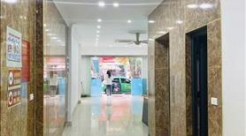 Cho thuê nhà mặt phố Trần Nguyên Đán, Hoàng Mai. DT 90m2, 5 tầng, full đh, thang máy, giá 52 triệu - Ảnh 2