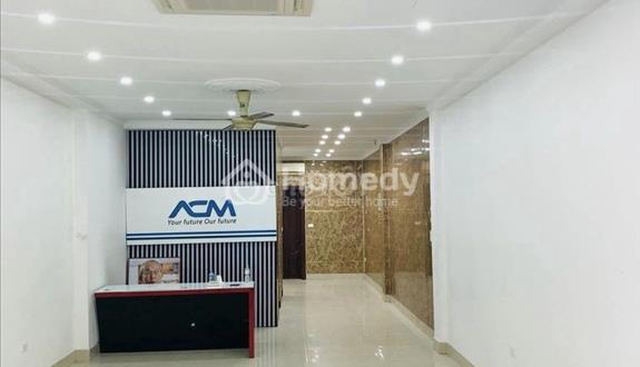 Cho thuê nhà mặt phố Trần Nguyên Đán, Hoàng Mai. DT 90m2, 5 tầng, full đh, thang máy, giá 52 triệu - Ảnh 1