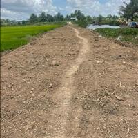 Cần tiền gấp bán nhanh 5656m2 Mặt Tiền Nhánh Cống ngăn mặn