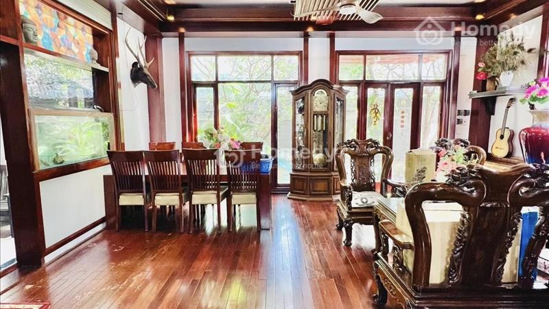 Biệt thự ngay Ngã tư Thủ Đức 250m2, 1T2L chỉ 25 tỷ - Ảnh 2