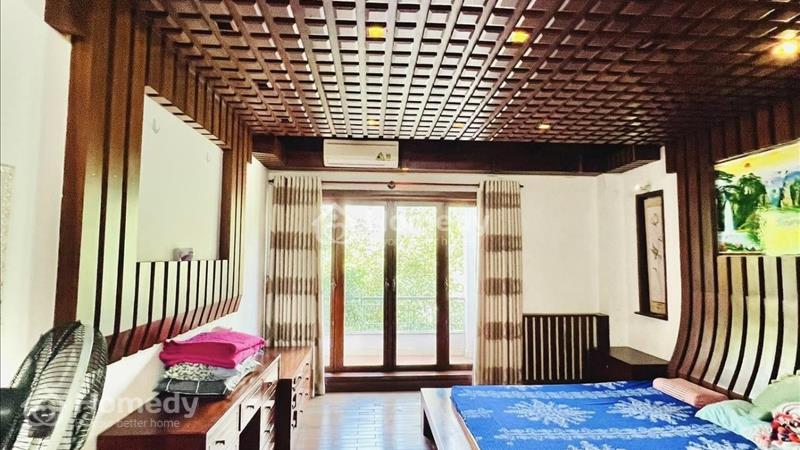 Biệt thự ngay Ngã tư Thủ Đức 250m2, 1T2L chỉ 25 tỷ - Ảnh 3
