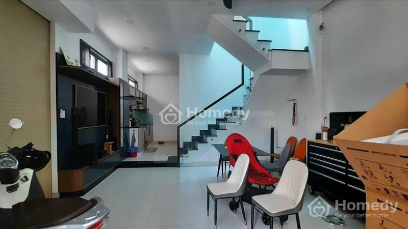 Nhà đẹp Bình Tân, giáp Tân Phú, hẻm ô tô, 5.3x12, nhích 4 Tỷ. - Ảnh 3