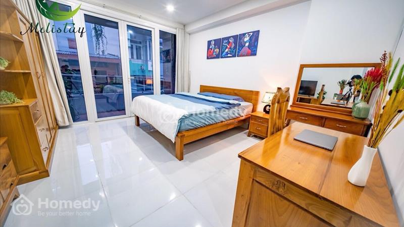 Cho thuê căn hộ quận 1, ban công lớn , gần cầu ông lãnh - Ảnh 1