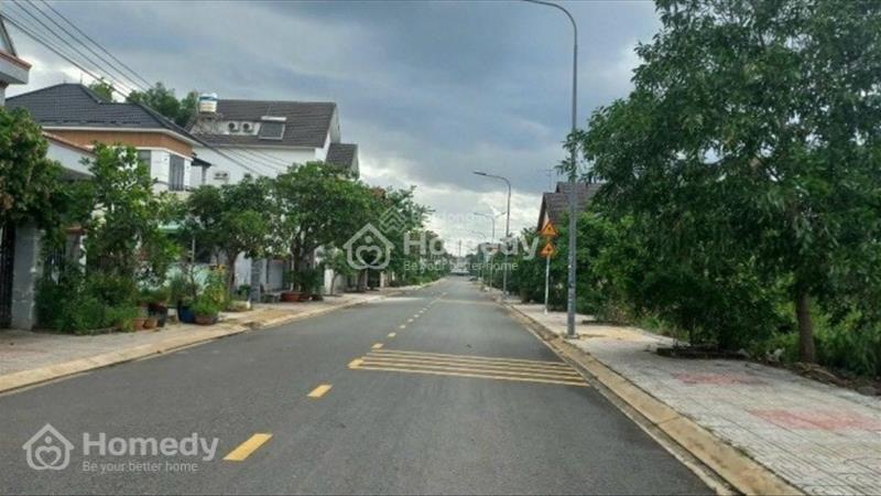 Cần ra gấp lô góc 2 Mặt tiền ngay Công AN thành phố Tân Uyên giá 750tr sở hữu - Ảnh 1