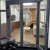 Gd cần bán nhà mới xây P4 Đl dt 45m2 đầy đủ tiện nghi