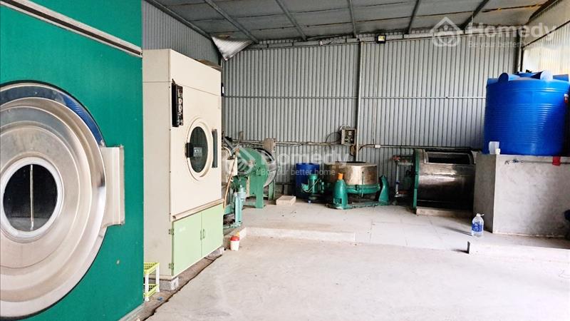 Cho thuê nhà xưởng 250 m2 mặt tiền đường Phạm Văn Đồng - Ảnh 1