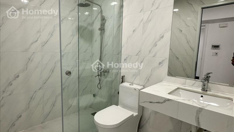 Căn hộ góc 3 phòng ngủ cạnh biển Nha Trang thiết kế tone vàng trắng hiện đại full nội thất - Ảnh 5