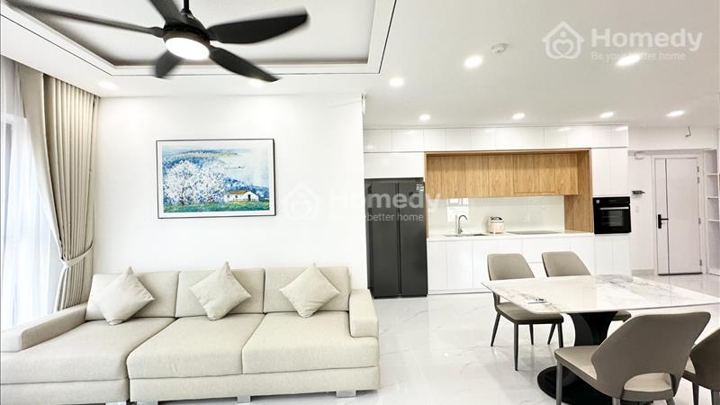 Căn hộ góc 3 phòng ngủ cạnh biển Nha Trang thiết kế tone vàng trắng hiện đại full nội thất - Ảnh 11