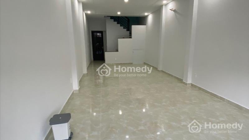 Cho thuê nhà dt 4.2x15 mặt tiền phạm văn đồng, LH: 0903770868 - Ảnh 2