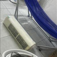 Cho 1-2 nữ ở miễn phí trên gác ! Hoặc mẹ đơn thân