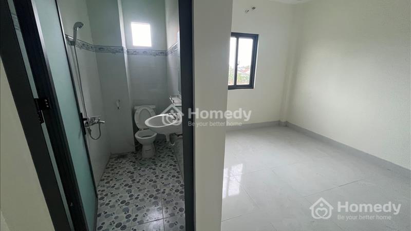 Bán gấp nhà 1 trệt, 2 lầu 4PN ngay chợ Long Thượng 80m2 giá 1 tỷ 260 tr SHR, MT nhựa 6m - Ảnh 5