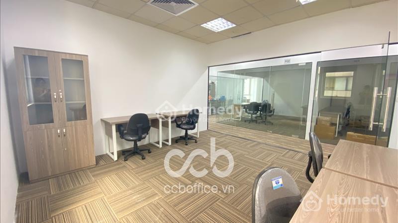 Sẵn văn phòng cho thuê đã setup full nội thất cho 4- người tại tòa nhà AC, Duy Tân, Cầu Giấy, HN - Ảnh 1