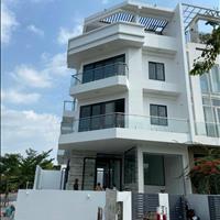Nhà bán chính chủ vị trí kinh doanh thuận lợi góc Lê Hữu Kiều và D3 khu VIP dự án đảo Kim Cương Q2