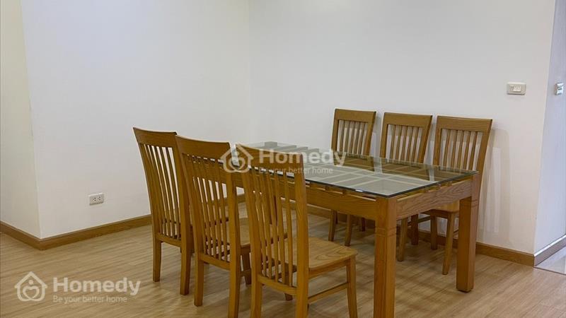 Bán căn hộ chung cư 671 Hoàng Hoa Thám, 113,5m2, 2 phòng ngủ, 2WC giá 7 tỷ. Nội thất xịn mới - Ảnh 2