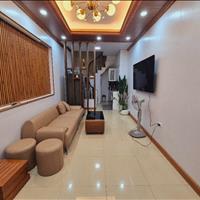 Rẻ nhất Cầu Giấy -Nhà đẹp Mới Xây -Lô Góc - Gần ÔTô -30/33m2 -MT3m -5 Tầng 