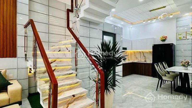 Tôi Bán Gấp Nhà Đ . Cách Mạng Tháng 8 / 60m2 / 1,5 Tỷ / Hẻm 986 / Hxh / Lh Bình Xem Nhà 0705999523 - Ảnh 3