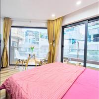 Cho Thuê Căn Hộ Ban Công, View Full Kính tại Đặng Văn Ngữ, hẻm thông Trường Sa, Quận Phú Nhuận.