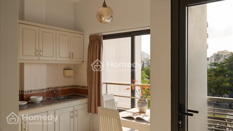 Căn hộ 1PN với nội thất vintage, phòng bếp view đường phố - Ảnh 8