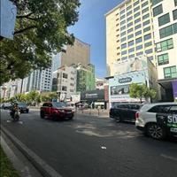 Bán gấp - Nhà đẹp 5 tầng - NKKN, Quận 3 - 40m2 - 6PN - Gần La Vela Saigon - 10.X Tỷ (TL)