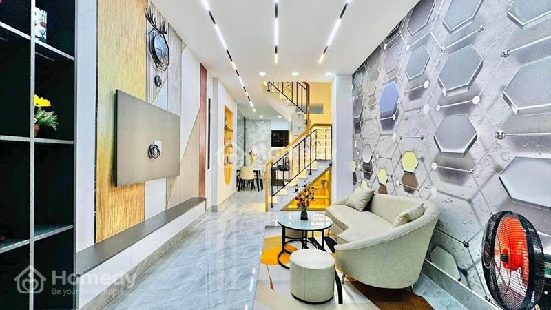 Nhà mới đẹp BÁN GẤP mặt tiền 8m sân thượng view đẹp - Ảnh 1