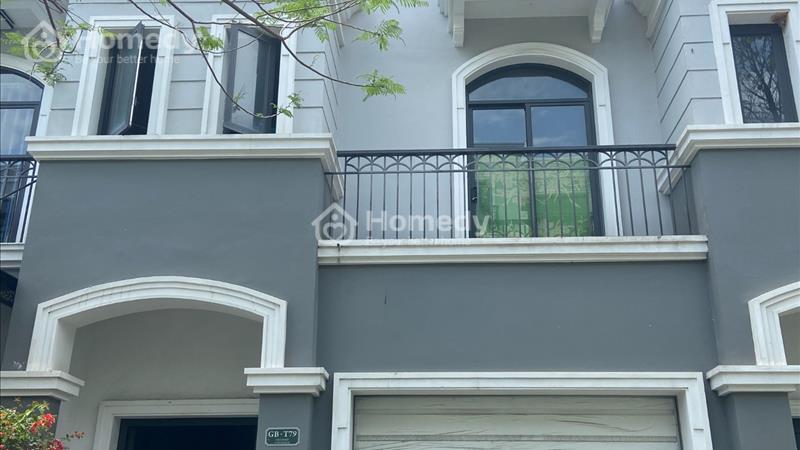 giá cắt lỗ còn 8 tỷ thấp hơn giá hợp đồng  .Grand bay Hạ Long cách bãi biển 100m - Ảnh 1