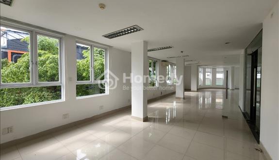 Văn phòng đường Núi Thành, DT 120m2, giá 167.000/m2/tháng. - Ảnh 1