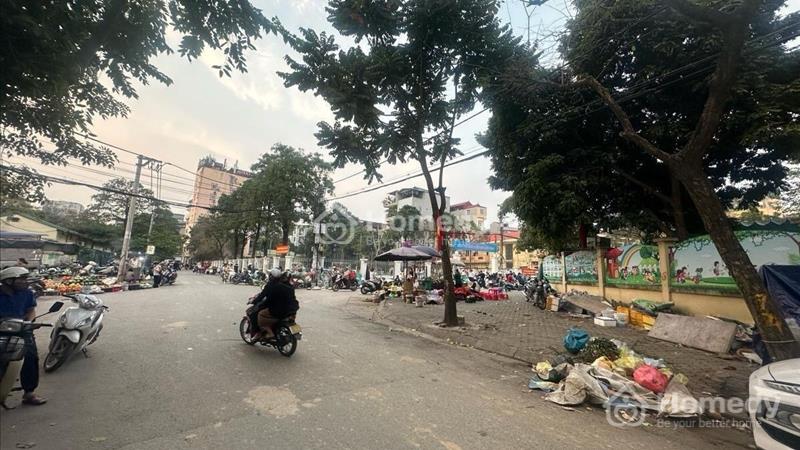 Bất Động Sản Dòng Tiền 11 Phòng Khép Kín Thang Máy Ô Tô 16 Chỗ Đỗ Cửa - Ảnh 1