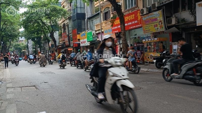 Bán nhà 2 tầng, lô góc mặt phố Trương Định, kinh doanh nhộn nhịp. - Ảnh 3