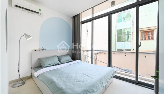Cho thuê căn hộ 1 phòng ngủ Quận 1 , ban công thoáng mát - Ảnh 1