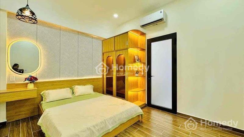 Cần bán gấp nhà đẹp, mới nằm trên đường An Dương Vương, P4, Quận 5 giá nhỉnh chỉ 4ty3 mà thôi. - Ảnh 2