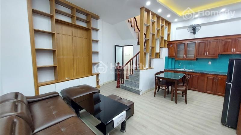 Nhà 4 tầng 36m phố trạm mỗi tầng 2 ngủ mặt tiền rộng ngõ 61  - Ảnh 1