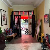 Chính chủ bán nhà phố Tân Ấp mặt ngõ ô tô nhỏ giá 9,75 tỷ