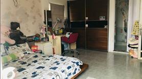 Bán nhà Q. Bình Thạnh - Cách chục mét ra mặt tiền. Dt 58m2 x 3 tầng. Chỉ 5,9 tỷ tl - Ảnh 4