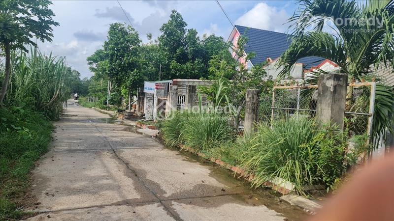 bán gấp đất tặng nhà DT 6,75x26,6 full thổ cư NGuyễn Công TRứ, Tân An, TX LaGi, Bình THuận. Giá rẻ - Ảnh 1