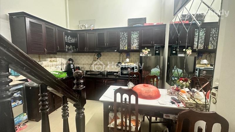 Bán Nhà Đường Tây Sơn 42.5m2, 4 tầng, MT 5.8m Ô tô đỗ cửa hiếm có giá chỉ 12.75 Tỷ  - Ảnh 4