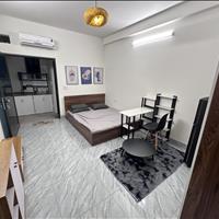 Căn hộ dịch vụ cao cấp thang máy full nội thất