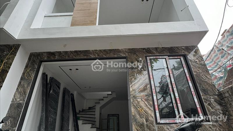 Nhà 30m xây 5 tầng  công năng 3 ngủ 4 vệ sinh phố nha Long Biên  - Ảnh 3
