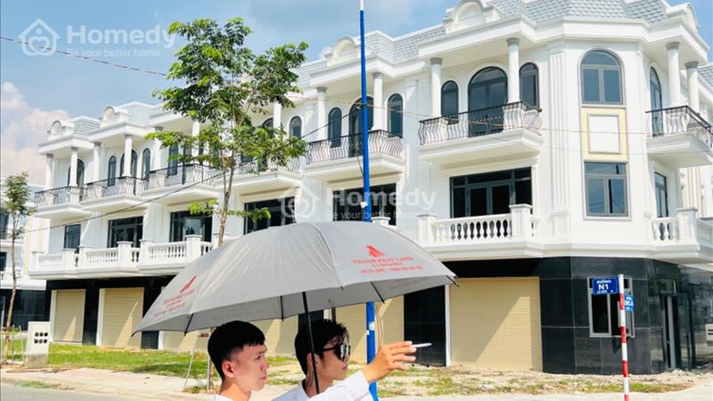  Nhà Phố Mặt Tiền Quốc Lộ 13 Ngay Đối Diện Bò Sữa Long Thành - Ảnh 10