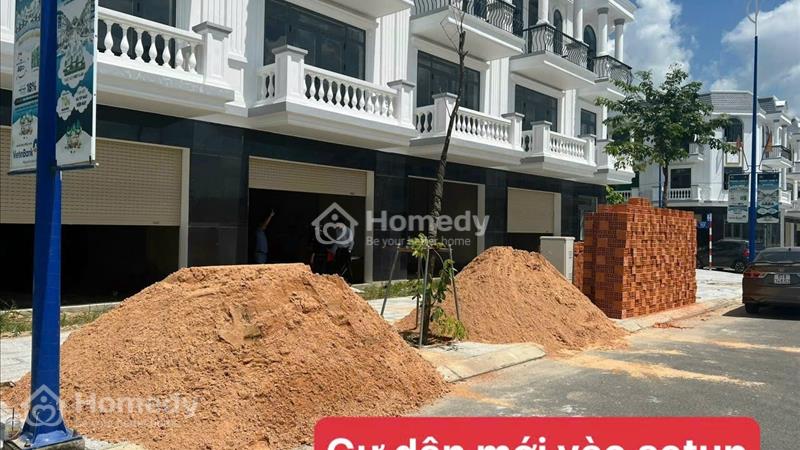 Nhà Phố Mặt Tiền Quốc Lộ 13 Ngay Đối Diện Bò Sữa Long Thành - Ảnh 9
