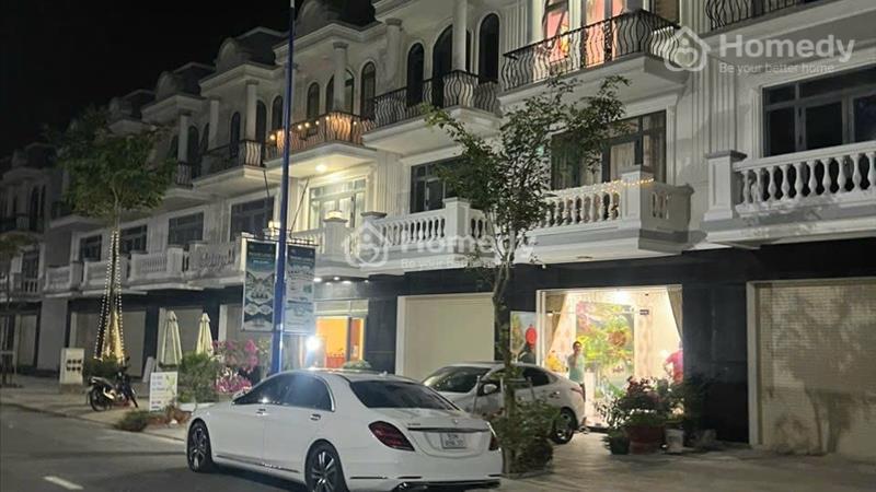  Nhà Phố Mặt Tiền Quốc Lộ 13 Ngay Đối Diện Bò Sữa Long Thành - Ảnh 8