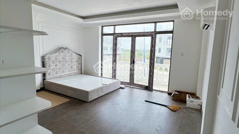  Nhà Phố Mặt Tiền Quốc Lộ 13 Ngay Đối Diện Bò Sữa Long Thành - Ảnh 5