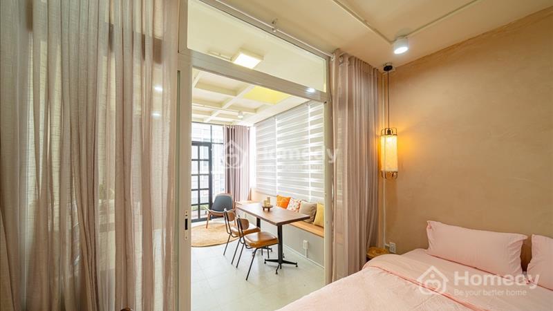 Căn hộ 1 phòng ngủ full nội thất ban công ngay trung tâm Quận 1  - Ảnh 6