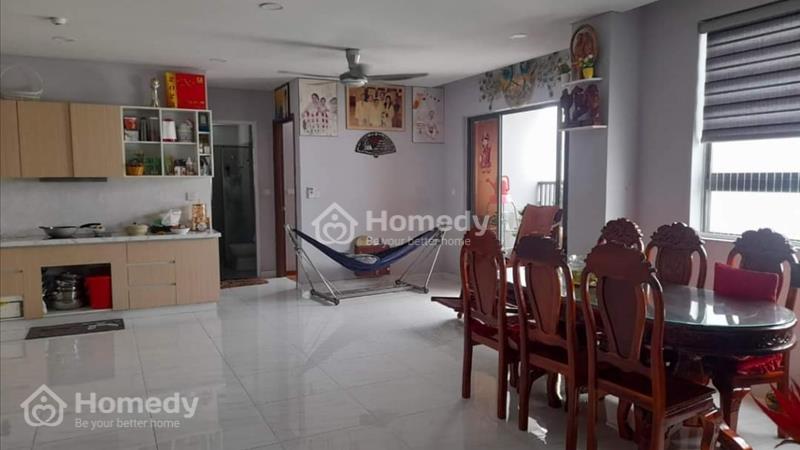 BÁN LỖ căn góc
căn hộ D Vela 110m, 3pn lớn 2 WC giá 2 tỷ 120tr LH Bình xem ngay - Ảnh 1