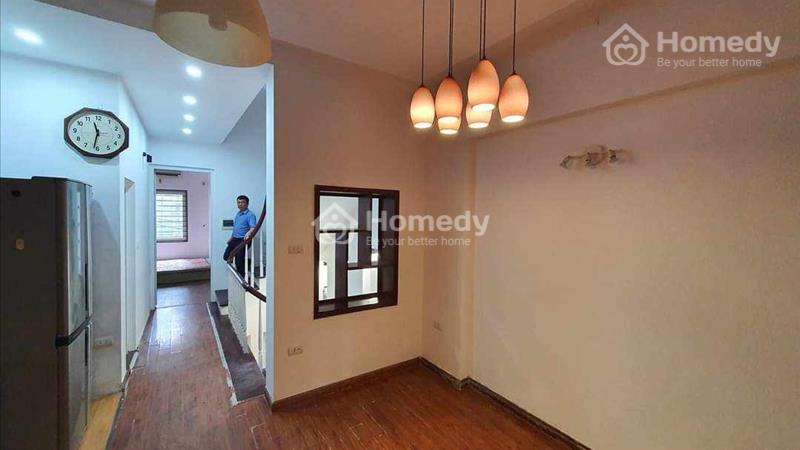 Cho thuê nhà Đình Thôn,55m2,có 5pn,Full đồ,ngõ ô tô tải,ưu tiên ở Gđ,Nhóm,Vp cty,Kd Online - Ảnh 1