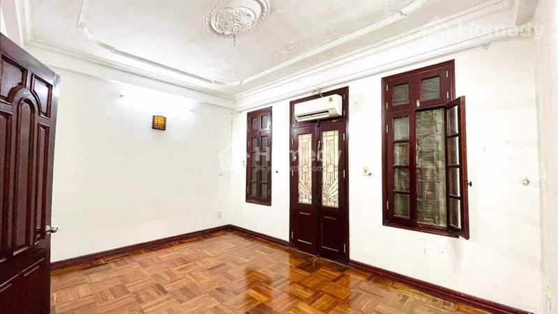 Cho thuê nhà Phan Kế Bính,35m2,có 4pn,khu dân trí cao,ưu tiên ở Gđ,Vp,KD Online - Ảnh 1